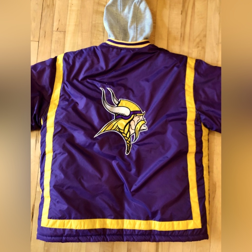 Vintage NFL Game Day Puffy MN Vikings Jacket (sz XL)
